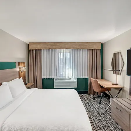 Holiday Inn Express & Suites Hayward By Ihg Exterior photo